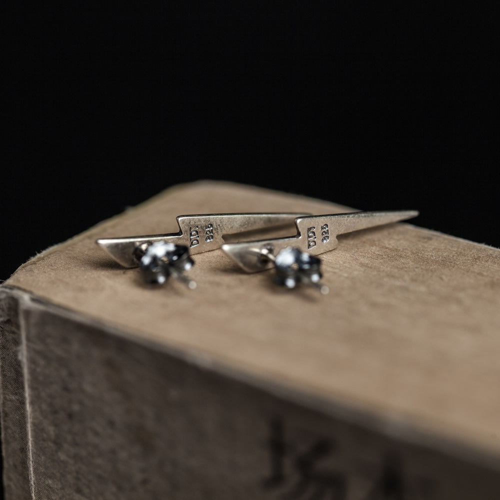 Exaggerated Personalized Lightning Ear Rings